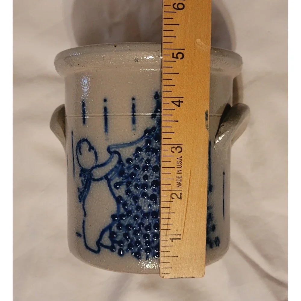 HTF Salmon Falls Helen Berg Bear Christmas Tree NH Pottery Stoneware Crock